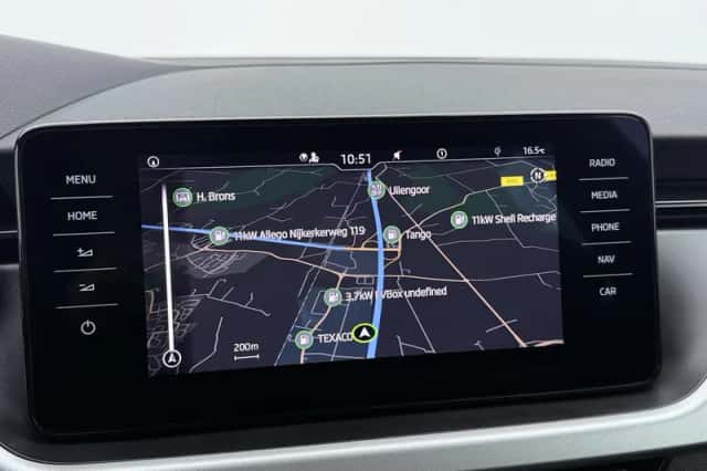 Škoda Kamiq (2020) thumbnail 10