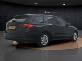 Škoda Octavia (2023) thumbnail 5