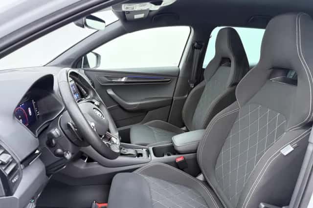 Škoda Karoq (2023) thumbnail 4