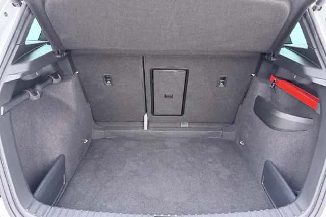 Škoda Karoq (2023) thumbnail 8