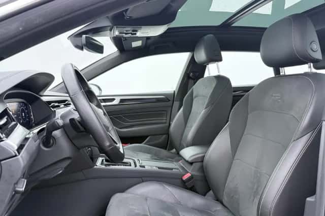 Volkswagen Arteon (2022) thumbnail 4