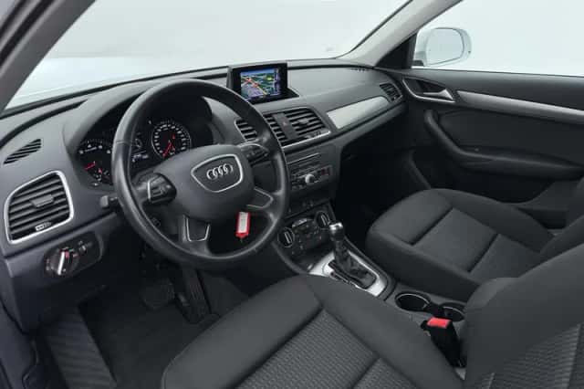 Audi Q3 (2018) thumbnail 3