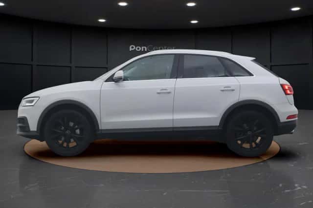 Audi Q3 (2018) thumbnail 6