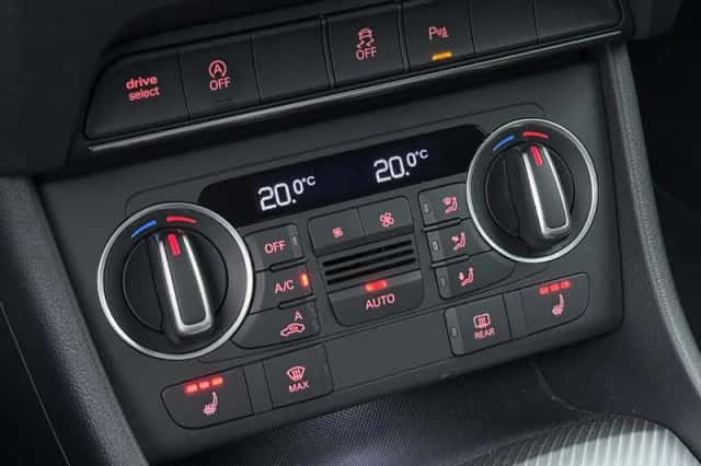 Audi Q3 (2018) thumbnail 7