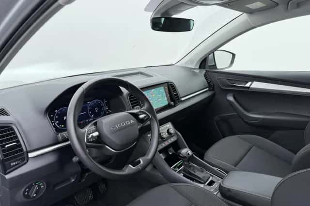 Škoda Karoq (2025) thumbnail 4