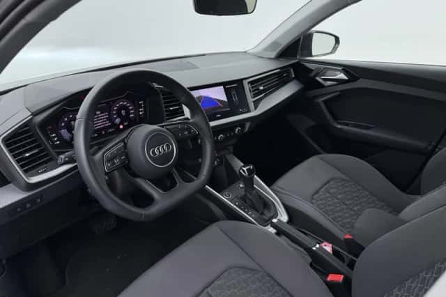 Audi A1 (2025) thumbnail 3