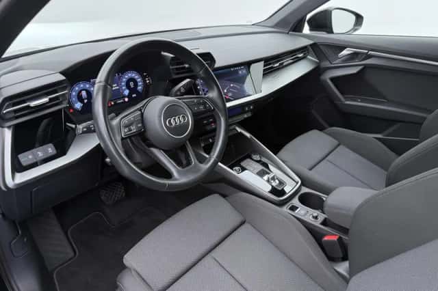 Audi A3 (2022) thumbnail 3