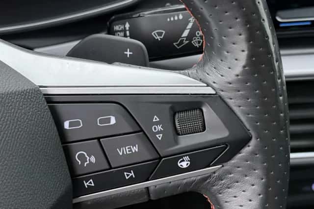 SEAT Leon (2020) thumbnail 12