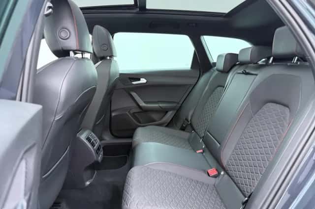SEAT Leon (2020) thumbnail 7