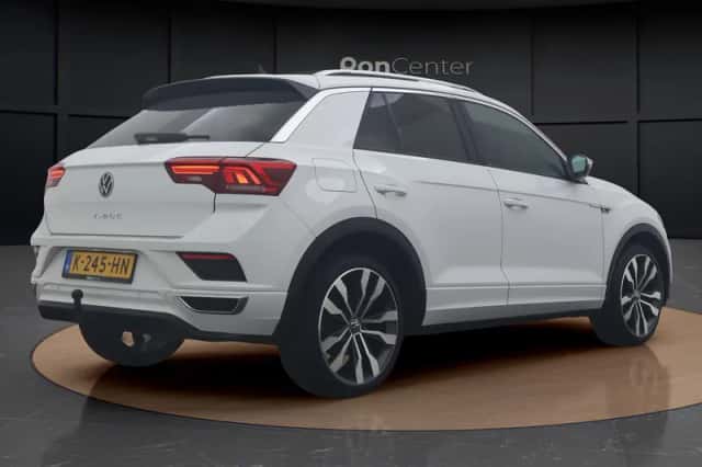 Volkswagen T-Roc (2021) thumbnail 5