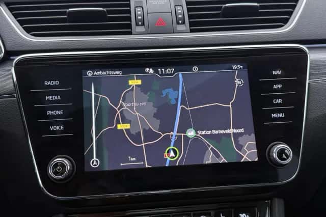Škoda Superb (2022) thumbnail 13