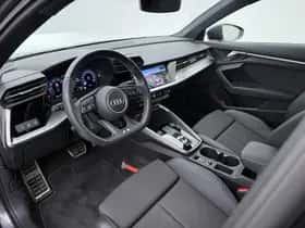 Audi A3 (2024) thumbnail 2