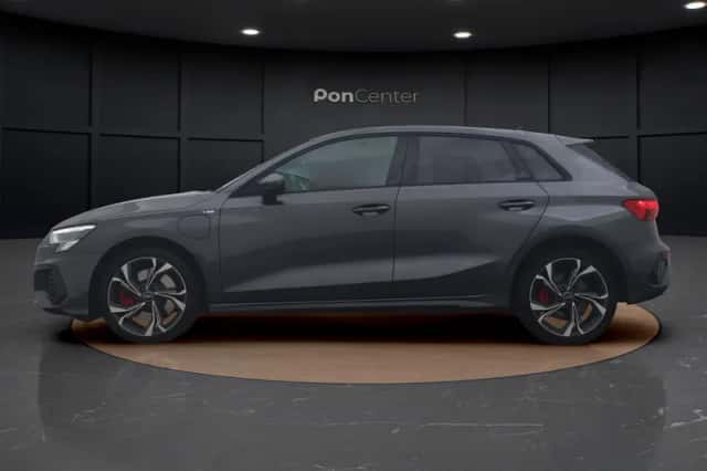Audi A3 (2024) thumbnail 6
