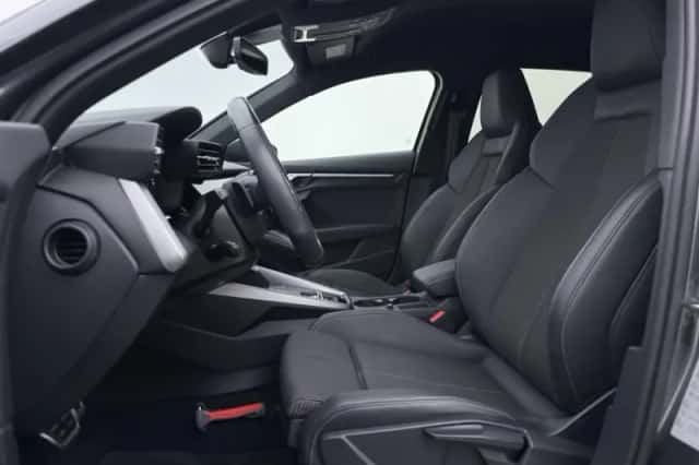 Audi A3 (2024) thumbnail 5