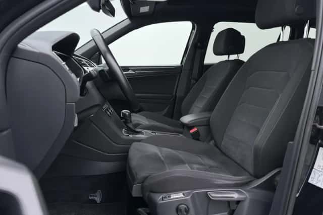 Volkswagen Tiguan (2021) thumbnail 4