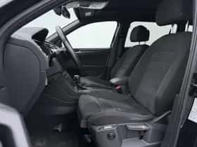 Volkswagen Tiguan (2021) thumbnail 4