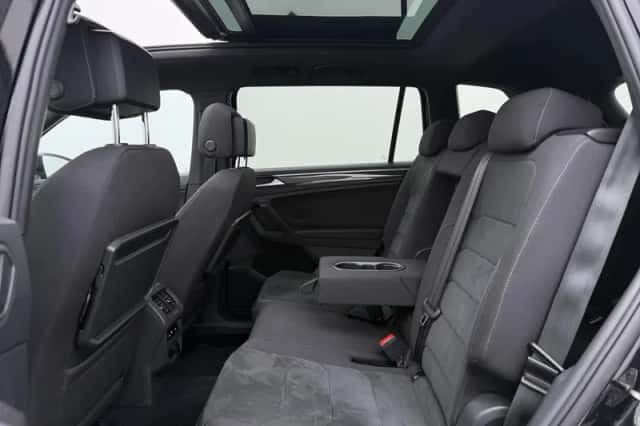 Volkswagen Tiguan (2021) thumbnail 9