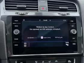 Volkswagen Golf (2018) thumbnail 10