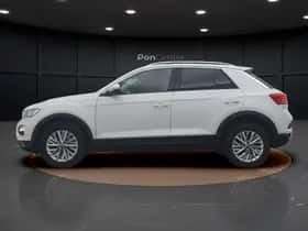 Volkswagen T-Roc (2021) thumbnail 6