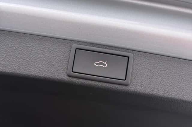 Škoda Octavia (2024) thumbnail 9