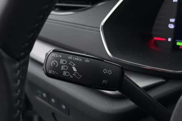 Škoda Octavia (2024) thumbnail 10