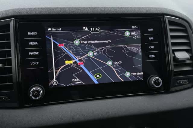 Škoda Karoq (2024) thumbnail 11