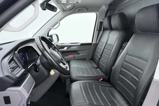 Volkswagen Transporter (2024) thumbnail 5