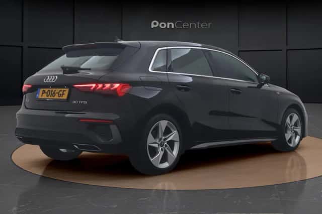 Audi A3 (2022) thumbnail 5
