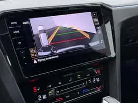 Volkswagen Passat (2022) thumbnail 8