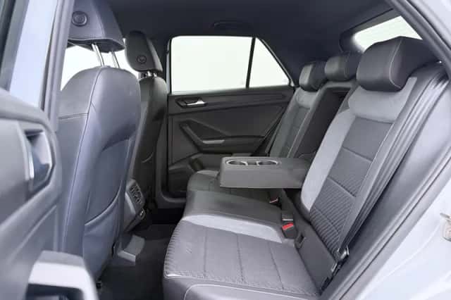 Volkswagen T-Roc (2022) thumbnail 7