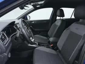 Volkswagen T-Roc (2022) thumbnail 4