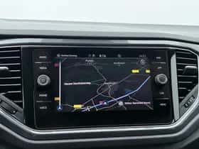 Volkswagen T-Roc (2022) thumbnail 9