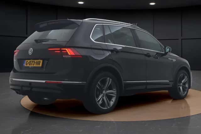 Volkswagen Tiguan (2019) thumbnail 5