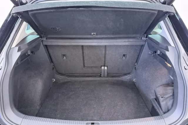 Volkswagen Tiguan (2019) thumbnail 8