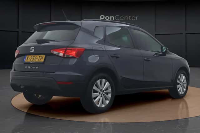 SEAT Arona (2021) thumbnail 4