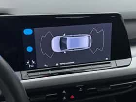 Volkswagen Golf (2024) thumbnail 11