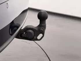 Volkswagen Golf (2024) thumbnail 9
