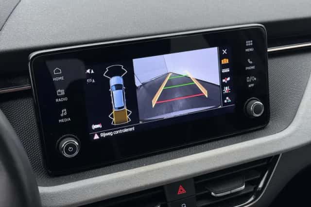 Škoda Kamiq (2024) thumbnail 10