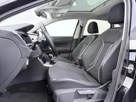 Volkswagen Taigo (2023) thumbnail 4