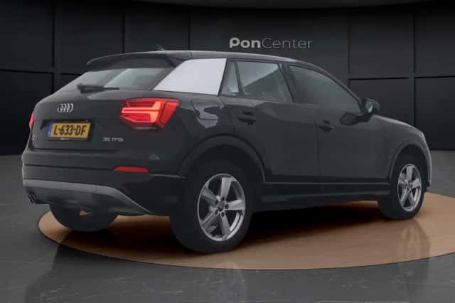 Audi Q2 (2020) thumbnail 5