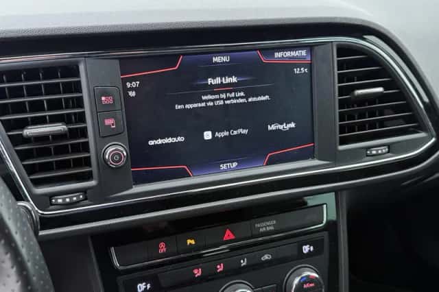 SEAT Leon (2020) thumbnail 8