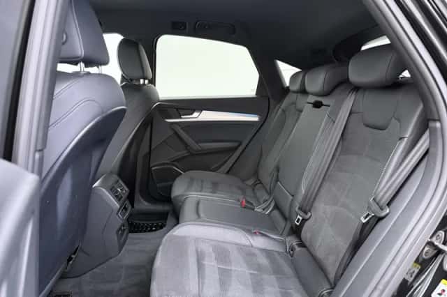 Audi Q5 (2022) thumbnail 7