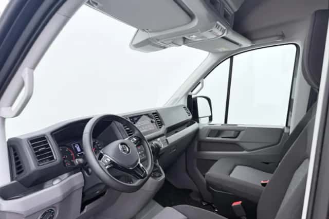 Volkswagen Crafter (2024) thumbnail 4