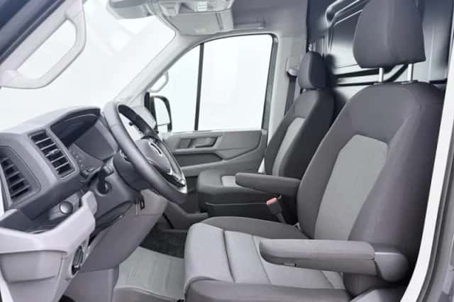 Volkswagen Crafter (2024) thumbnail 5