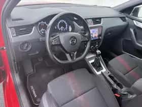 Škoda Octavia (2020) thumbnail 3