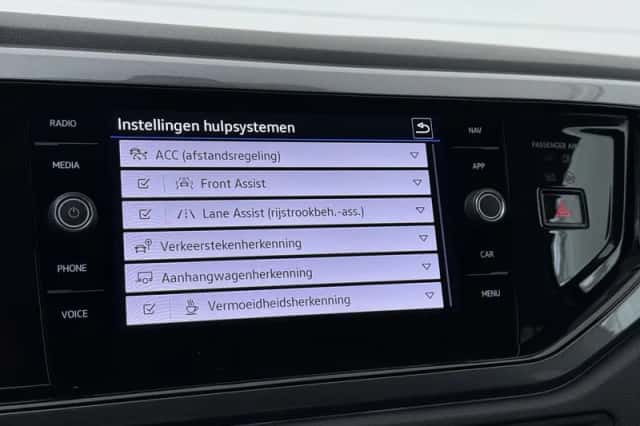 Volkswagen Polo (2021) thumbnail 10