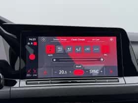 Volkswagen Golf (2022) thumbnail 10