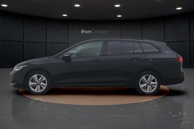 Volkswagen Golf (2024) thumbnail 6