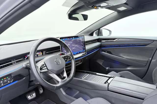 Volkswagen ID.7 (2024) thumbnail 3