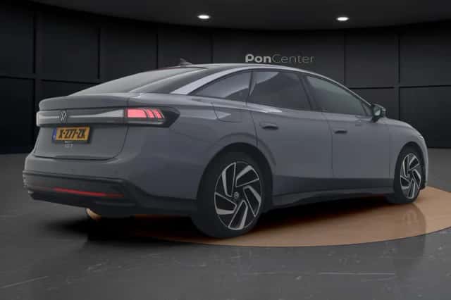 Volkswagen ID.7 (2024) thumbnail 5
